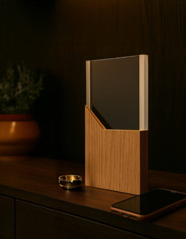 TROFEO DE CRISTAL CON BASE DE MADERA PREMIUM