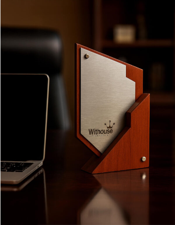 TROFEO MODERNO ACERO Y MADERA